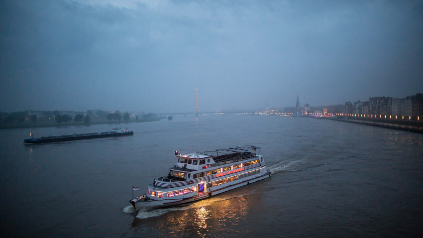 Sprung von Partyschiff: Mitarbeiter darf nicht gekündigt werden
