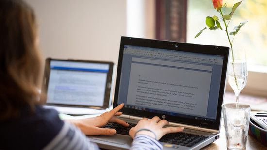 Mindestens einmal pro Woche: Homeoffice in einigen Branchen etabliert