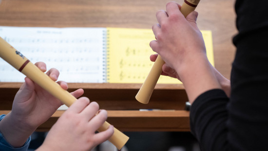 Blockflötenprojekt der Landesregierung an Hessens Schulen gestartet