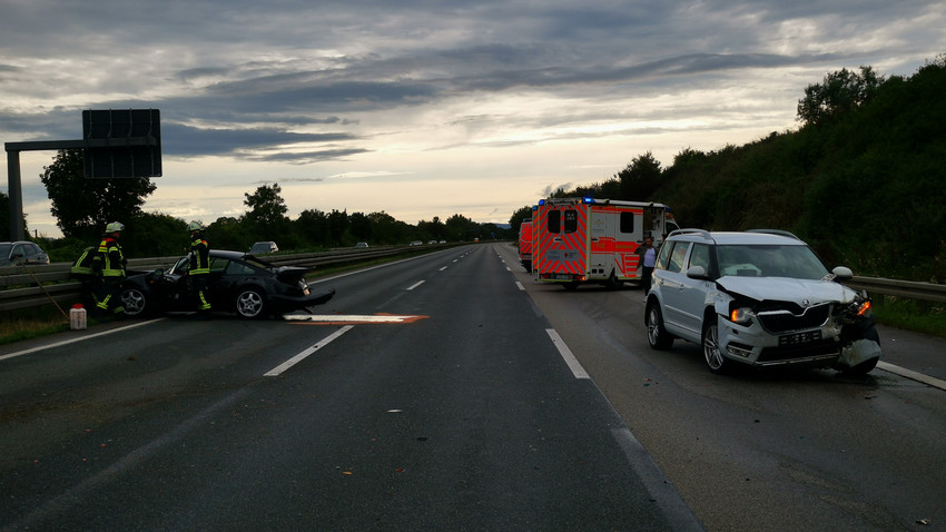 A66 bei Wiesbaden: Schwerer Verkehrsunfall mit hohem Schaden