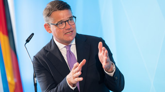 Rhein: Ministerpräsidenten reden mit bei Union-Kanzlerkandidatur