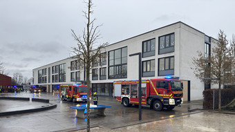 Feuer auf Schultoiletten in Babenhausen: zehn Verletzte