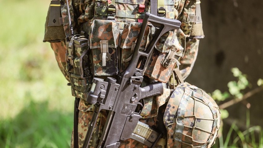 Regimentsgründung-Heimatschutz - 120 Ungediente geben Gelöbnis ab