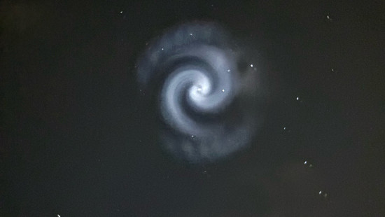 Rätselhafte Lichtspirale über Deutschland