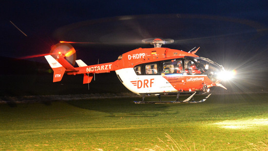 Schwerer Unfall bei Hünfeld: Hubschrauber bringt Biker in Klinik