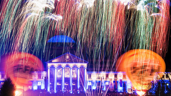 Wiesbaden: Statt Feuerwerk eine Lichtshow am Kurhaus zum Jahreswechsel