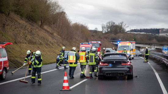 Unfall auf A66 bei Flieden: Vier Verletzte müssen ins Krankenhaus