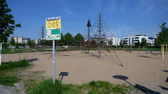3-Jährige aus Kassel: Hat Mann Mädchen mit Enkelkind verwechselt?
