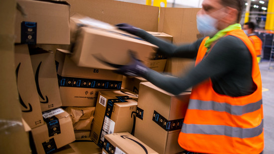 Neues Verteilzentrum ab Herbst: Amazon besetzt 150 Jobs in Lahntal