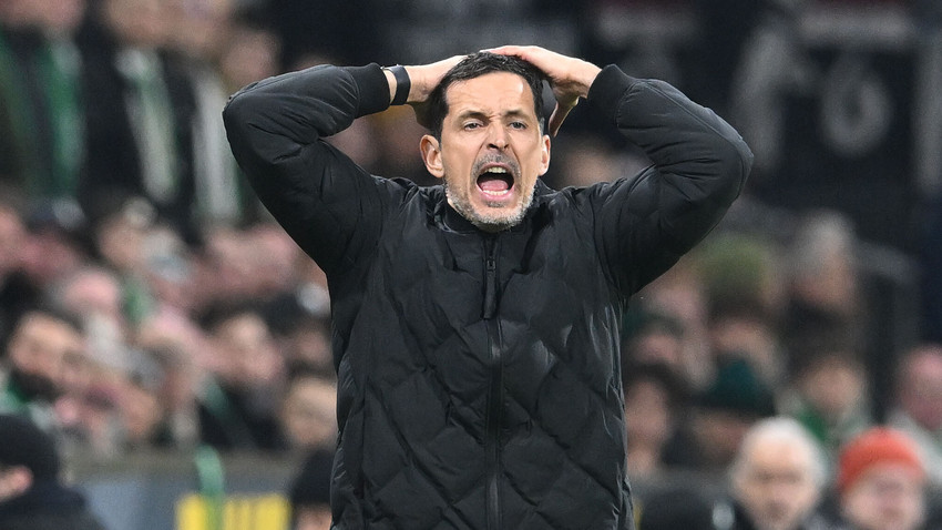Eintracht in Bremen 3:3: Jetzt wackelt Toppmöller