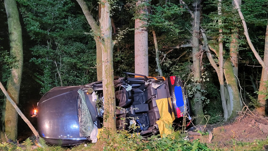 Schwerer Unfall auf Landstraße mit vier Toten bei Reinhardshagen