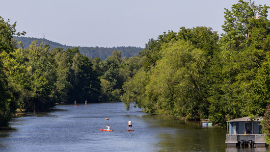 "Auffallend faule Zähne": Polizei in Gießen sucht Angreifer
