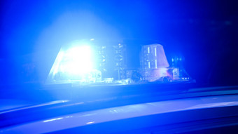 Raser entkommt Polizei nach Verfolgungsjagd in Frankfurt