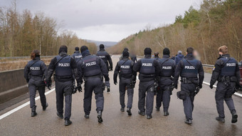 A7 bei Hünfeld: Festnahme nach Schuss auf LKW