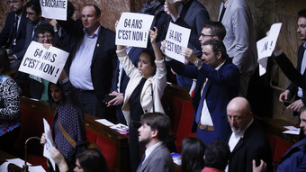 Über 200 Festnahmen bei Rentenprotesten in Paris