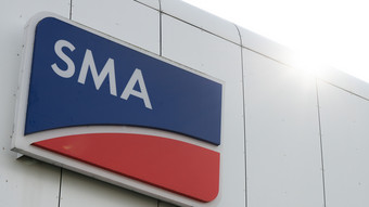 Wegen Sparprogramm - Etwa 700 Jobs bei SMA in Niestetal in Gefahr