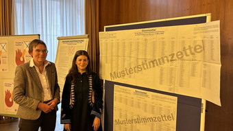 Kommunalwahl in Frankfurt: So lang ist der XXL-Stimmzettel