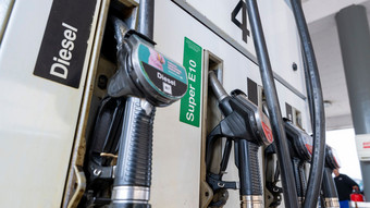 Diesel wieder billiger als E10