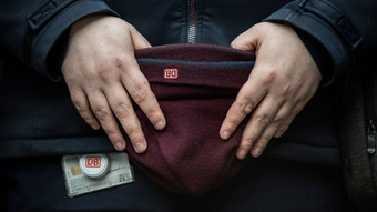 Schutzmaßnamen für Bahn-Personal sollen verstärkt werden