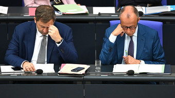 Große Mehrheit mit Bundesregierung weiter unzufrieden