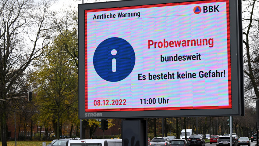 Bundesweiter Warntag: Probealarm ließ Handys und Sirenen schrillen