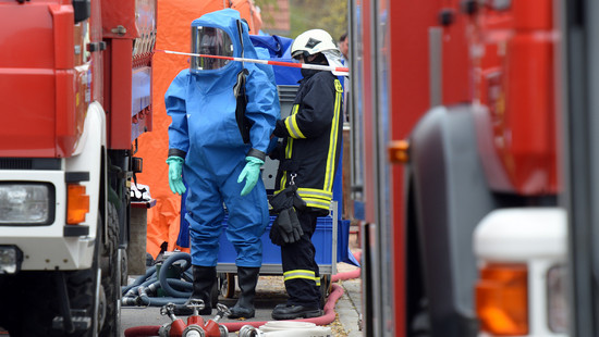 Chemieunfall in Paketzentrum in Frankfurt-Fechenheim
