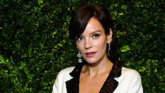 Lily Allen verkauft jetzt Sexspielzeuge!