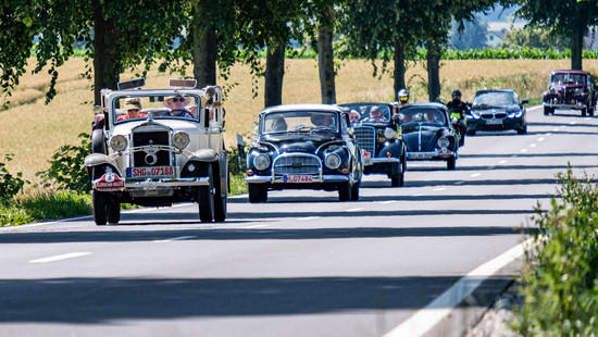 Hunderte Fahrzeuge bei den Einbecker Oldtimertagen