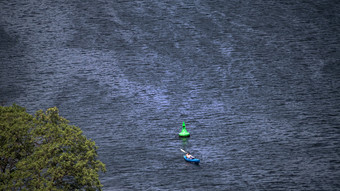 Mann inszeniert Kajakunfall, um aus Familienleben zu fliehen