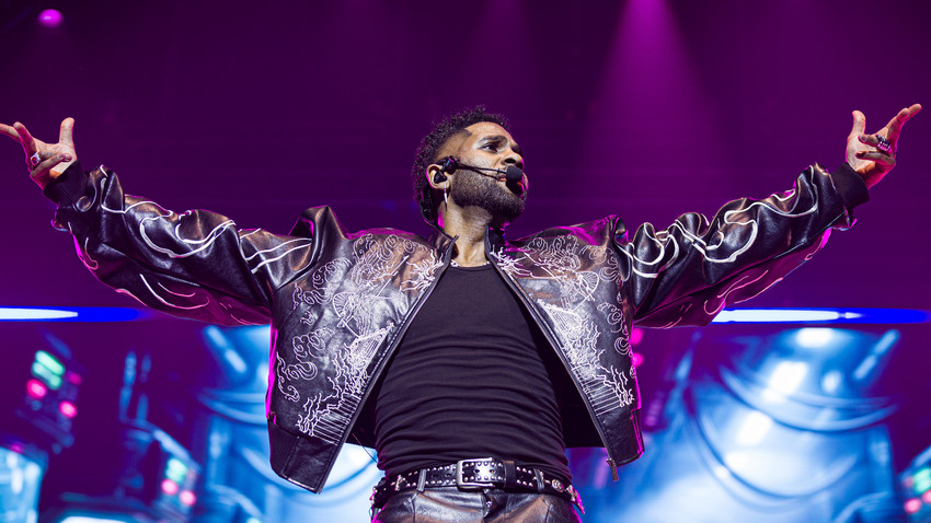 Jason Derulo bekommt Shitstorm für Haibecken im Wohnzimmer