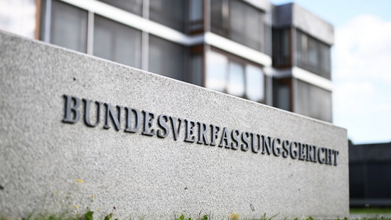 AfD scheitert mit Klagen um Ausschussvorsitze in Karlsruhe