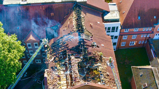 Flammen in Klinik - zwei Tote in Ludwigslust