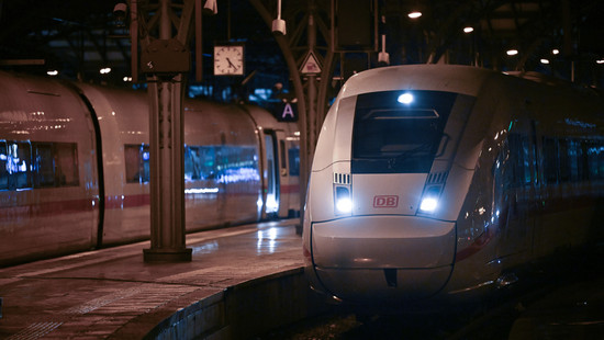 Kinder allein im ICE: Mutter verpasst Zug in Mannheim
