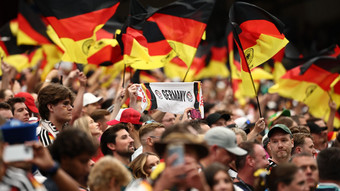 Fußball-Fan aus Alsfeld für Hitler-KI-Bild missbraucht