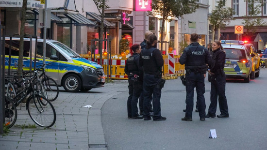 Schüsse auf Marktplatz in Gießen - Tatverdächtiger in U-Haft