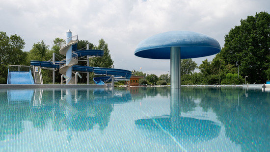 Vierjähriger stirbt in Freibad in Ludwigshafen