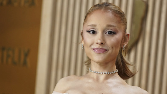 Unveröffentlicht Songs geklaut Ariana Grande verklagt Hacker