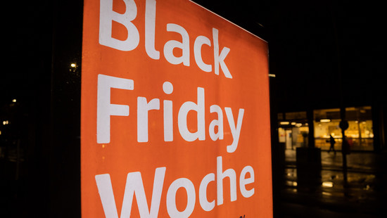 Black-Friday 2024: Behörde warnt vor unseriösen Anbietern