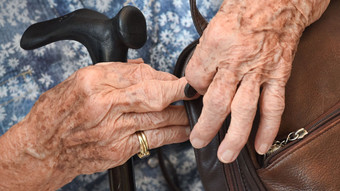 Zahl der mindestens Hundertjährigen in Deutschland steigt