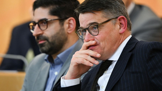 Umfrage in Hessen: CDU verliert, SPD und AfD legen zu