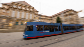 Brand in Kassel: KVG hilft mit Straßenbahn