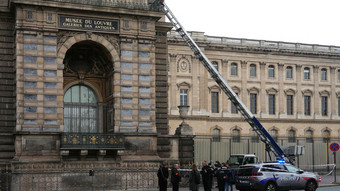 Blitz-Einbruch im Pariser Louvre: Diebe brauchen nur sieben Minuten