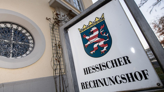Landesrechnungshof findet Sparpotenzial bei Hessens Kommunen