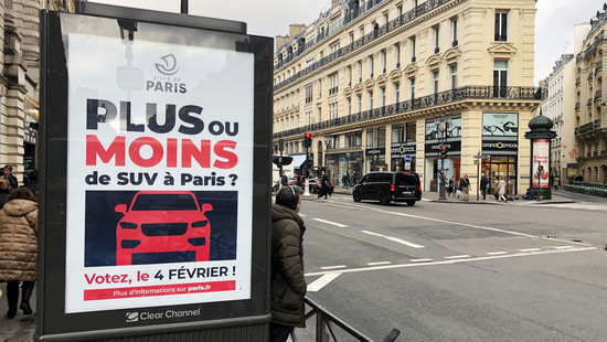Paris sagt SUVs den Kampf an: Parkgebühren werden drastisch erhöht
