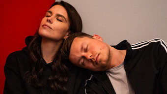 einschlafpodcast: gut einschlafen mit sarah & johan