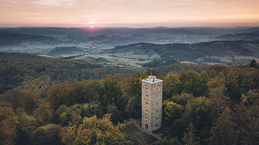 Testflüge: Autonome Drohnen zur Waldbranderkennung über Rotenburg