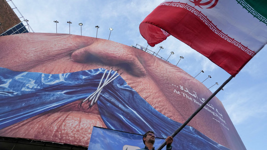 Trump zweifelt an Waffenruhe - angespanntes Warten im Iran