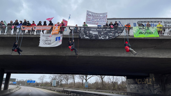 Nach Abseilaktion bei Mainz: Autobahnsperrung ist aufgehoben