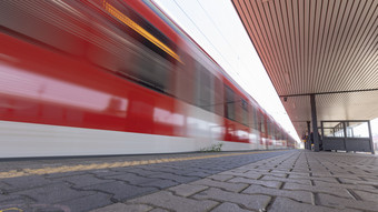 Brücke in Griesheim abgerissen: S-Bahnen fahren ab Mitternacht wieder