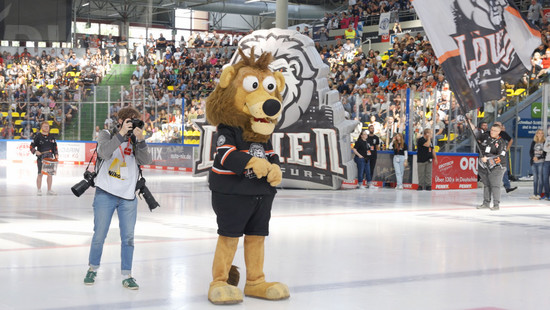 Zum 15. Geburtstag: Löwen Frankfurt bekommen von FFH eigenen Song